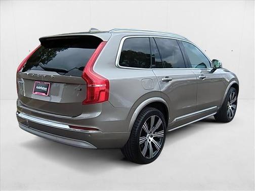 2022 Volvo XC90 T6 Inscription