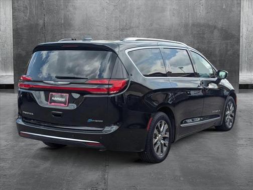 2021 Chrysler Pacifica L