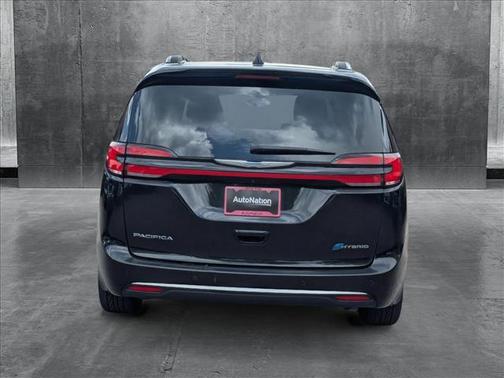 2021 Chrysler Pacifica L