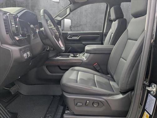 2025 GMC Sierra 2500 SLT