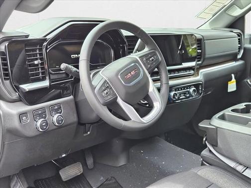 2025 GMC Sierra 2500 SLE