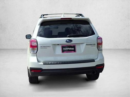 Crystal White Pearl 2017 Subaru Forester 2.5i Limited
