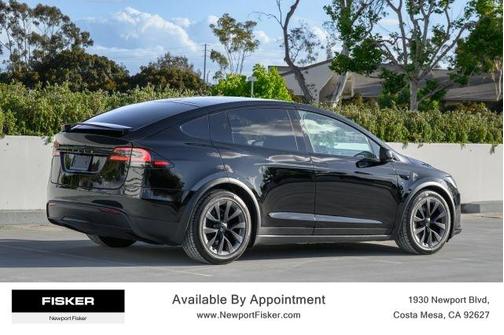 Black 2023 Tesla Model X