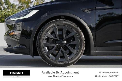 Black 2023 Tesla Model X
