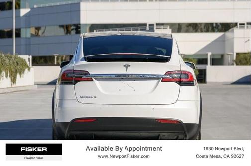 White 2018 Tesla Model X 75D