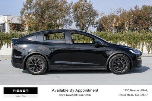 2024 Tesla Model X Base