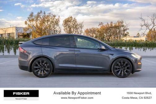 2022 Tesla Model X Base