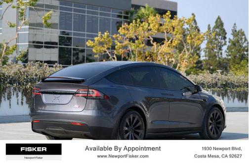 2022 Tesla Model X Plaid