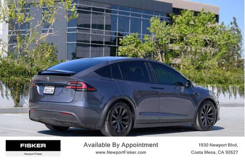 2022 Tesla Model X Base