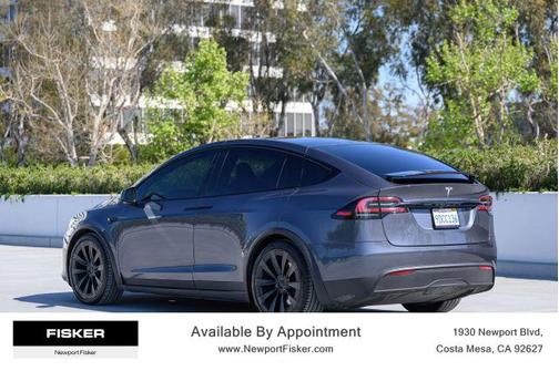 2022 Tesla Model X Base