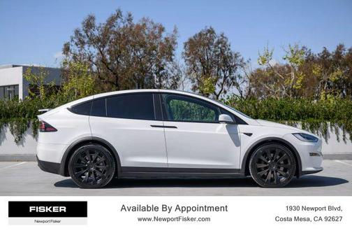 2022 Tesla Model X Plaid