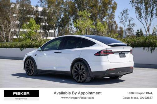 2022 Tesla Model X Plaid