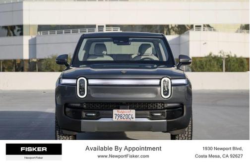 2025 Rivian R1T DUAL LARGE 4 1/2 FT