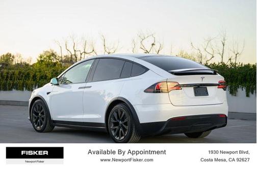 2022 Tesla Model X Base