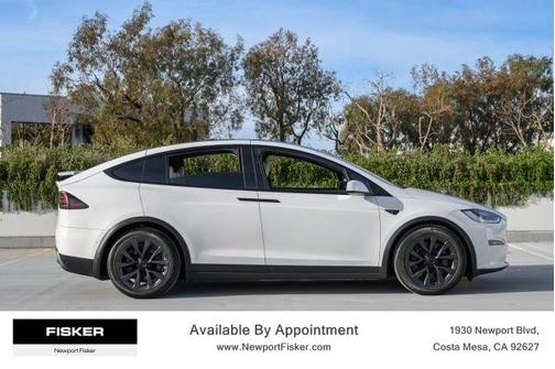 2022 Tesla Model X Base