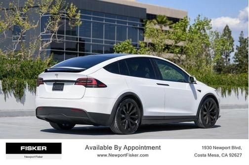 White 2023 Tesla Model X
