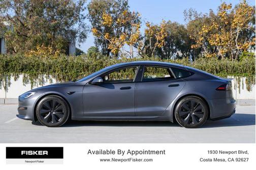 2022 Tesla Model S Plaid