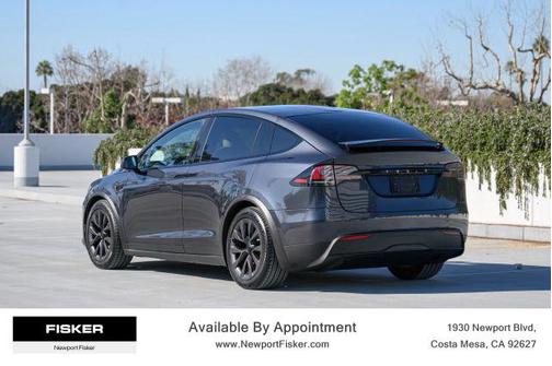 2024 Tesla Model X Base