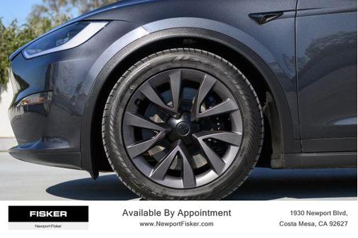 2024 Tesla Model X Base