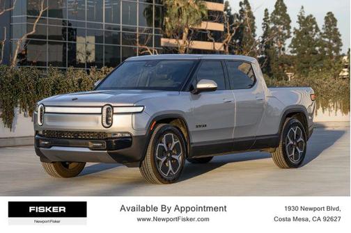 2023 Rivian R1T Adventure Package