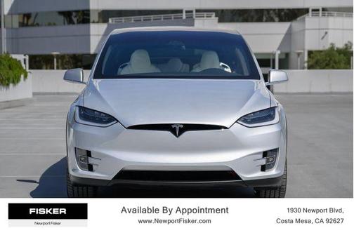 Silver 2018 Tesla Model X 75D