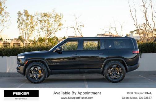 2025 Rivian R1S TRI MAX