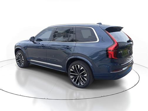 2026 Volvo XC90 B5 Plus 7-Seater
