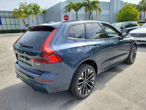 Denim Blue Metallic 2026 Volvo XC60 B5 Ultra