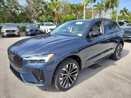 Denim Blue Metallic 2026 Volvo XC60 B5 Ultra