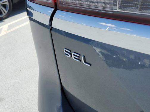2025 Volkswagen Atlas 2.0T SEL Premium R-Line 4MOTION