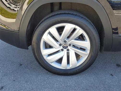 2023 Volkswagen Atlas Cross Sport 3.6L V6 SE w/Technology