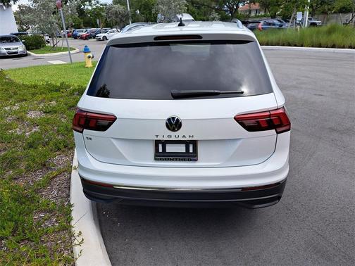 2023 Volkswagen Tiguan 2.0T SE