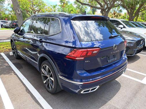 2022 Volkswagen Tiguan 2.0T SEL R-Line 4MOTION