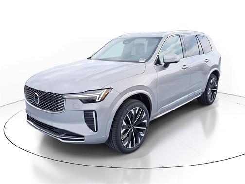 2026 Volvo XC90 B5 Core