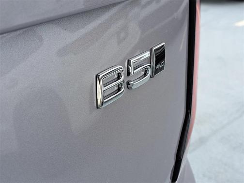 2026 Volvo XC90 B5 Core