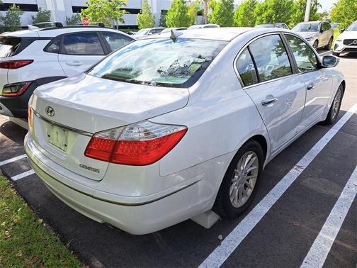 2011 Hyundai Genesis 3.8
