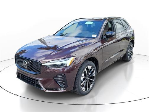 2026 Volvo XC60 B5 Plus