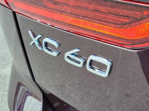 Mulberry Metallic 2026 Volvo XC60 B5 Plus
