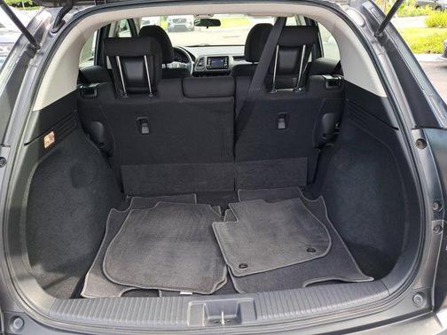 2017 Honda HR-V LX