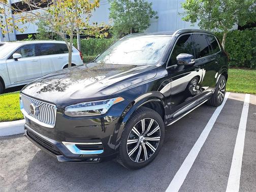 2024 Volvo XC90 B5 Core Bright Theme