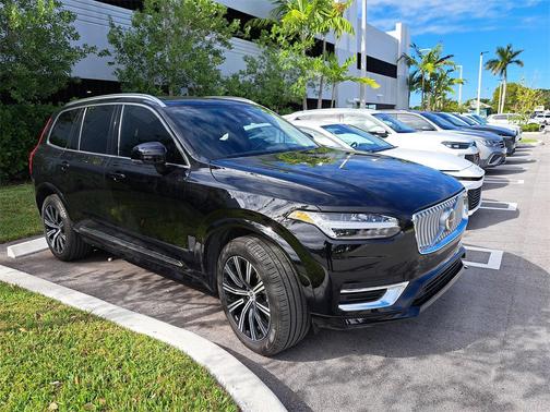 2024 Volvo XC90 B5 Core Bright Theme