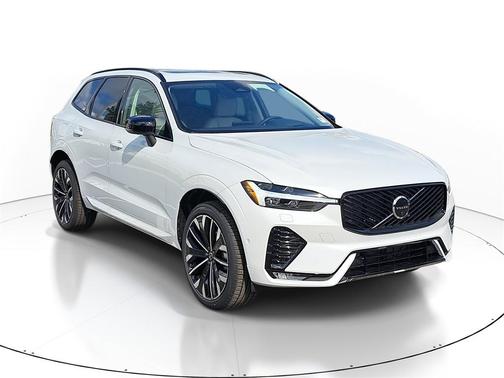 2026 Volvo XC60 B5 Ultra