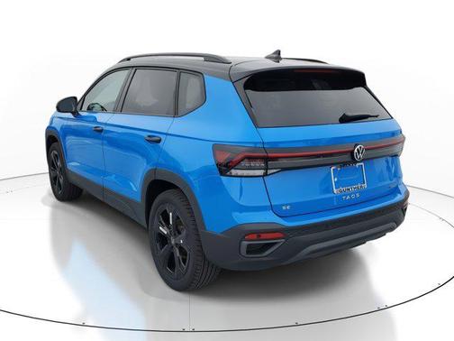 2025 Volkswagen Taos 1.5T SE Black