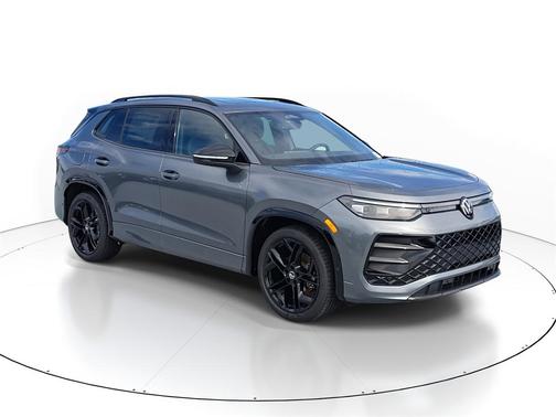 2025 Volkswagen Tiguan 2.0T SE R-Line Black