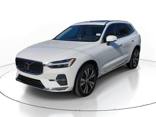 2022 Volvo XC60 B5 Inscription