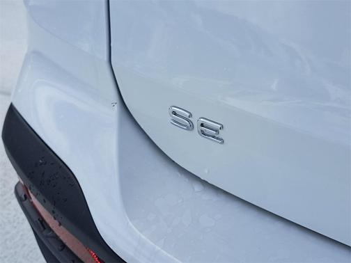 2025 Volkswagen Taos 1.5T SE Black