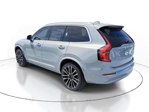 2026 Volvo XC90 B5 Plus 7-Seater