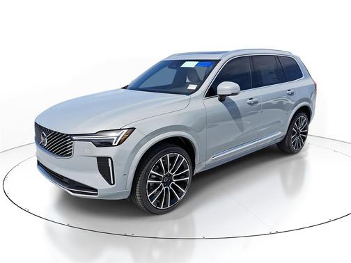 2026 Volvo XC90 B5 Plus 7-Seater