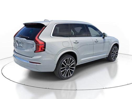2026 Volvo XC90 B5 Ultra 7-Seater