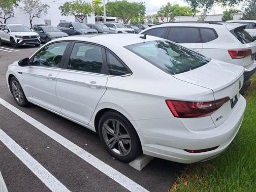 2021 Volkswagen Jetta 1.4T R-Line